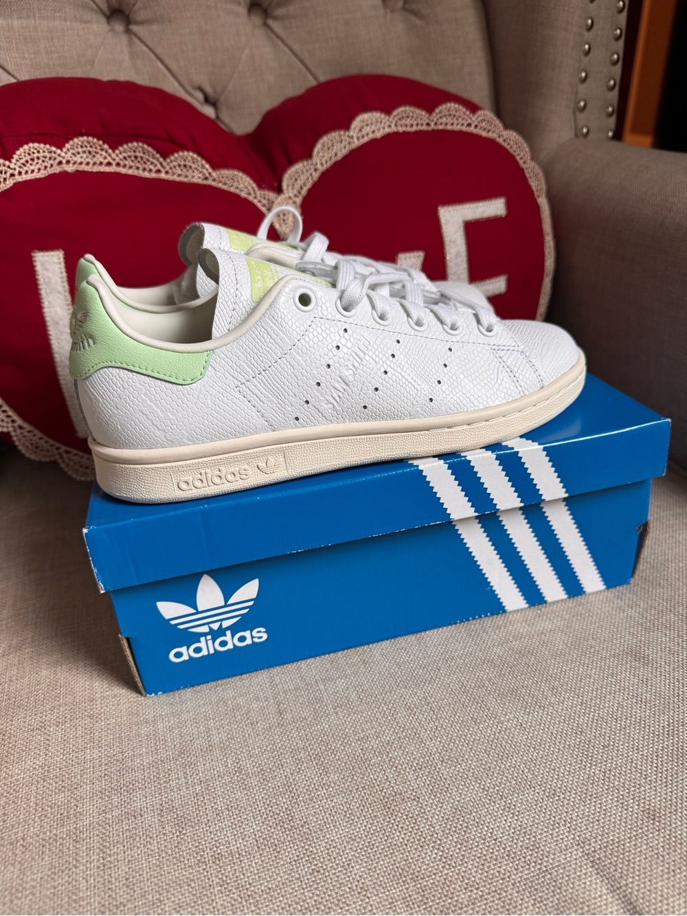 Adidas Stan Smith women’s - White Leather Sneakers Brand New With Tags - IE0465